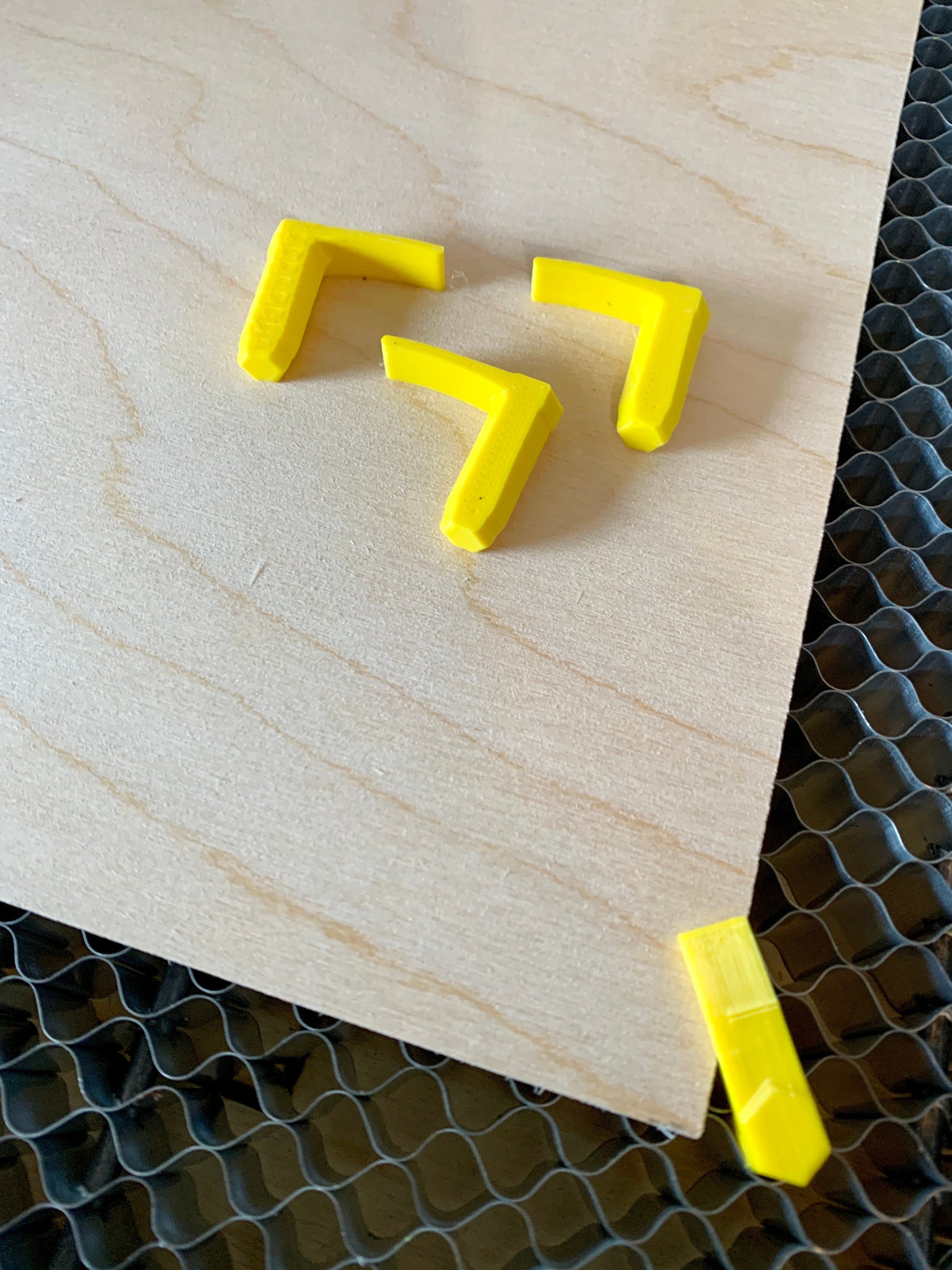 Low Profile Laser Honeycomb Bed Pins