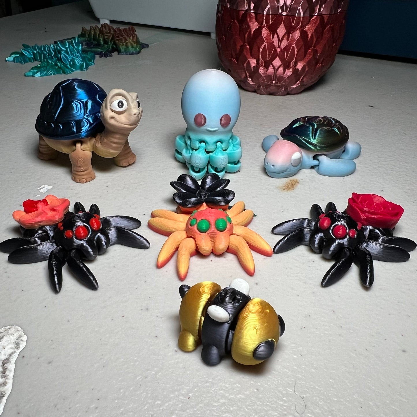 Mini Mystery Pack in Cat Container