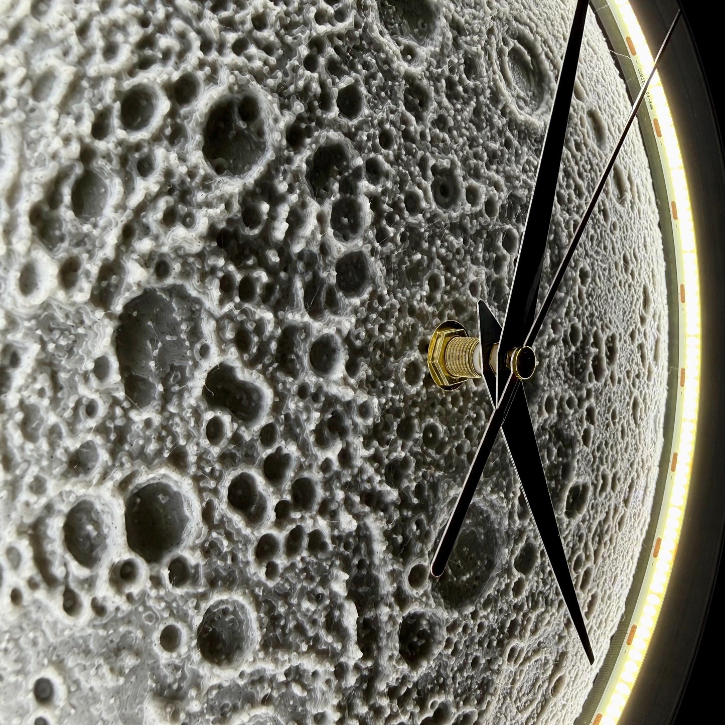 Lunar Glow 3D Moon Clock – Where Time Meets the Cosmos