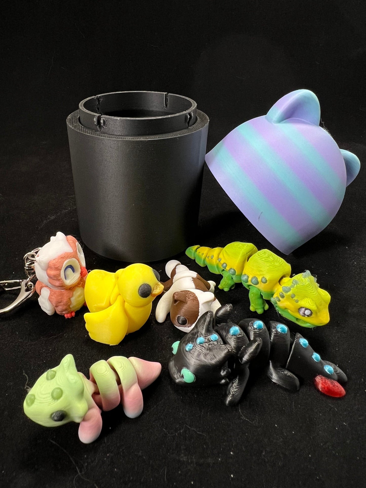 Mini Mystery Pack in Cat Container